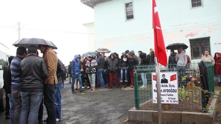 Ordulu şehidin mezarı başında ODÜ’den bayrak töreni