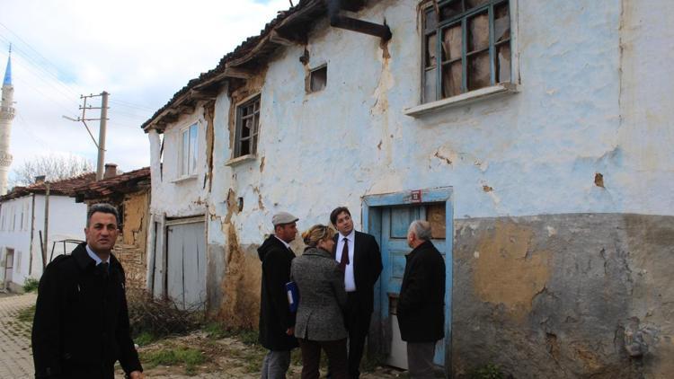 Pazaryeri Kaymakam Vekili Apaydından ev ziyaretleri