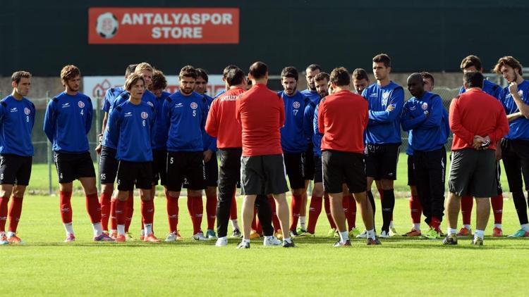 Antalyaspor, Alanyaspor maçı hazırlıklarına başladı