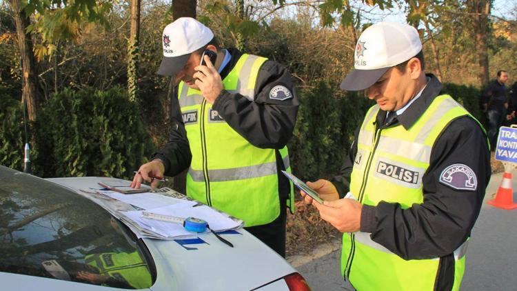 Sapanca’da kış lastiği uygulaması