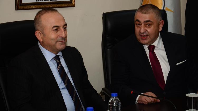 Dışişleri Bakanı Çavuşoğlu Karsta