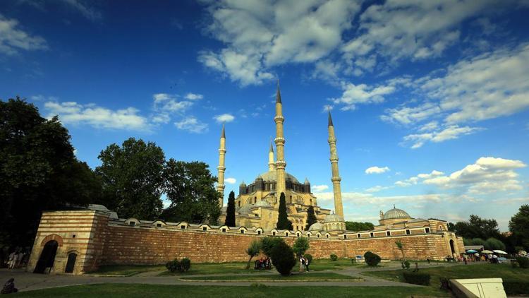 Selimiye Camisinin ziyaretçi defteri kitaplaştırılacak