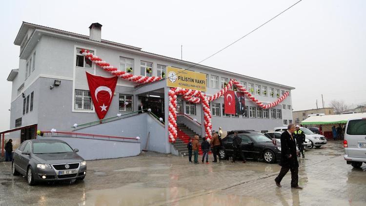 Filistin Vakfının Vanda yaptırdığı okul açıldı