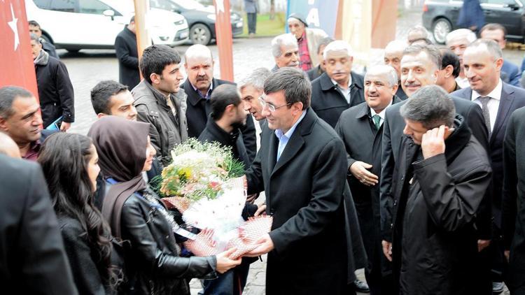 Kalkınma Bakanı Yılmaz Bingölde