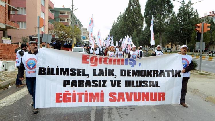 Eğitim-İşin Laik Eğitim ve Emeğe Saygı Yürüyüşü