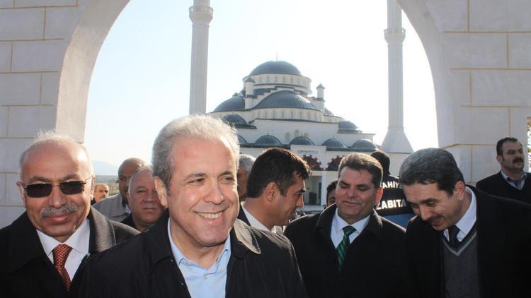 Cumhurbaşkanı Erdoğanın ziyaret ettiği cami, ibadette açıldı
