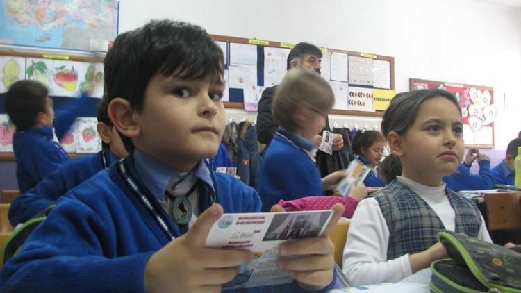 Merzifon Belediyesinden öğrencilere yeni yıl hediyesi