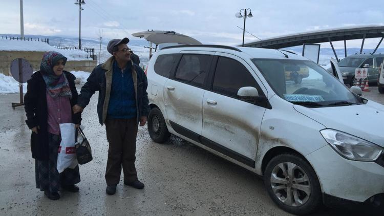 Yollar kapanmadan hastalar şehre taşındı