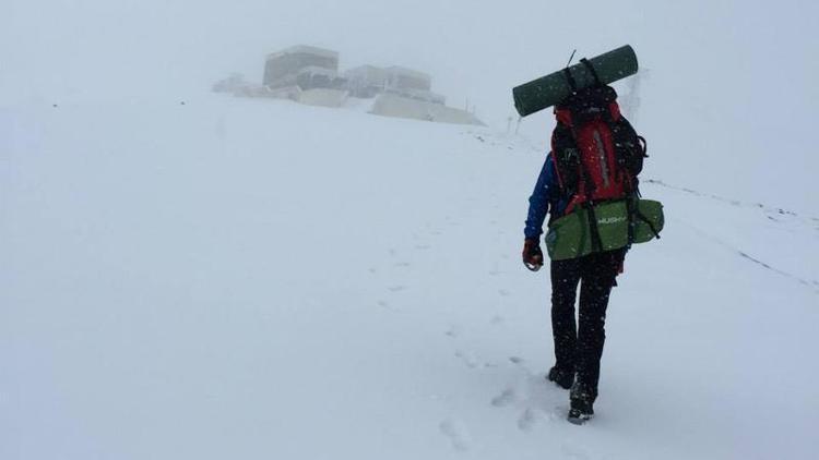 Dağcılar geceyi Nemrut Dağında geçirdi