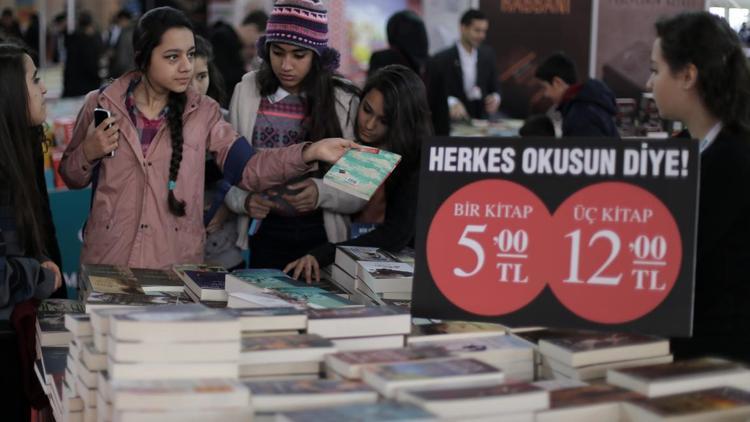 Çukurova 8. Kitap Fuarı açıldı