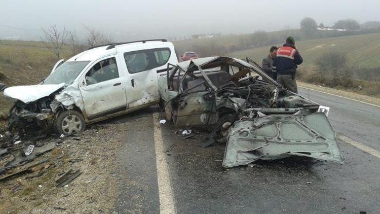 Kırklarelinde trafik kazası: 1 ölü, 4 yaralı