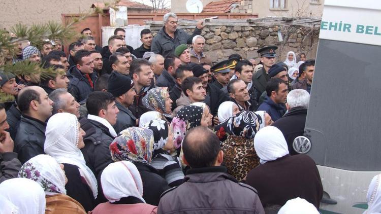 Evinde ölü bulunan uzman çavuşun cenazesi defnedildi