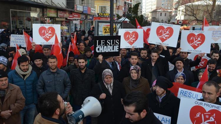 Kütahyada Peygambere Saygı Yürüyüşü