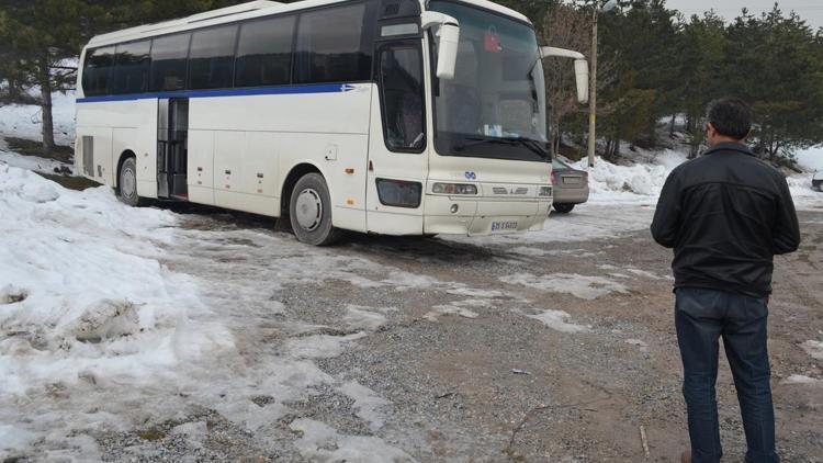 İzmirden çaldığı otobüsle kaçan cezaevi firarisi, Kütahyada yakalandı