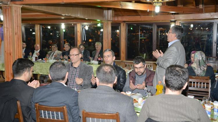 AK Parti üyeleri Bilecik, bir araya geldi