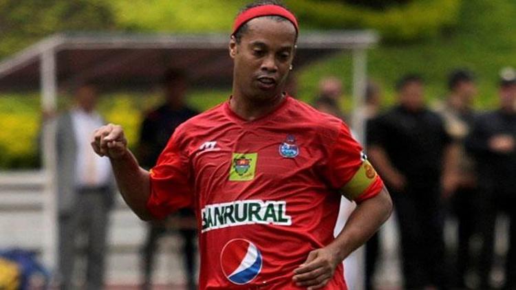 Brezilyalı yıldız Ronaldinhoya 1 maç için çılgın teklif