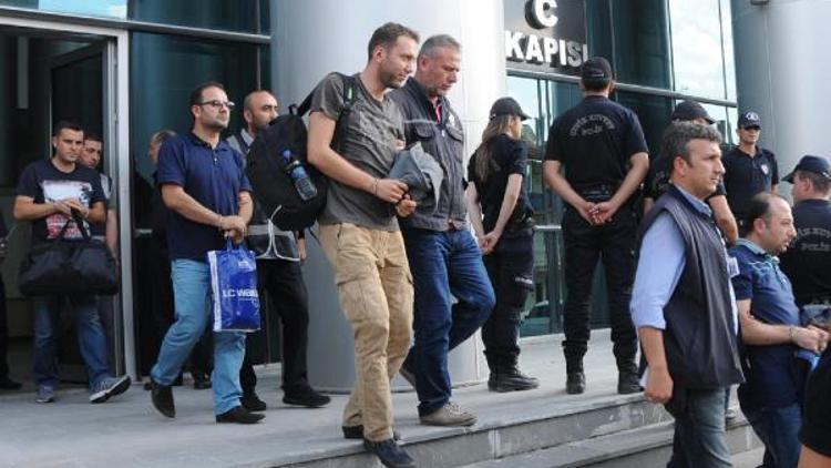 Eskişehirde savcı itiraz etti: 16 polis tutuklandı