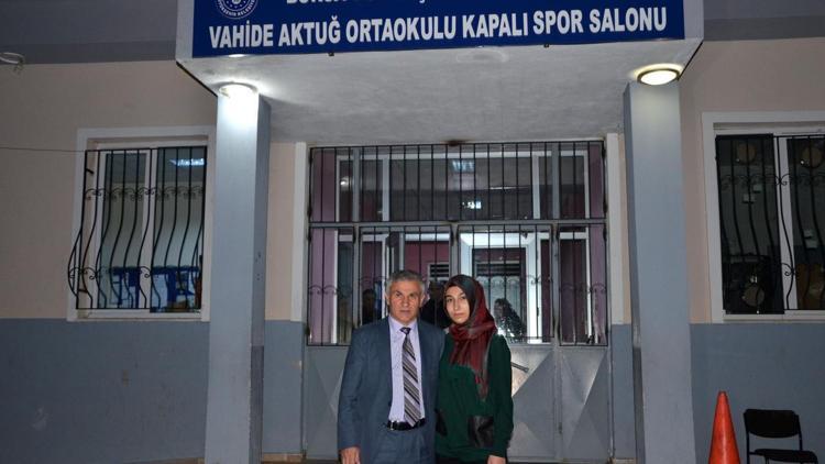 Cumhurbaşkanı Erdoğan, öğrencinin isteğiyle yaptırdığı spor salonunu açacak