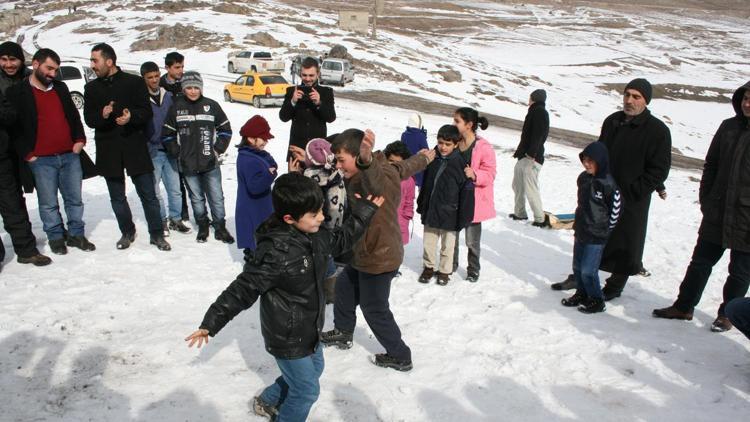 Pasinlerde kızak festivali