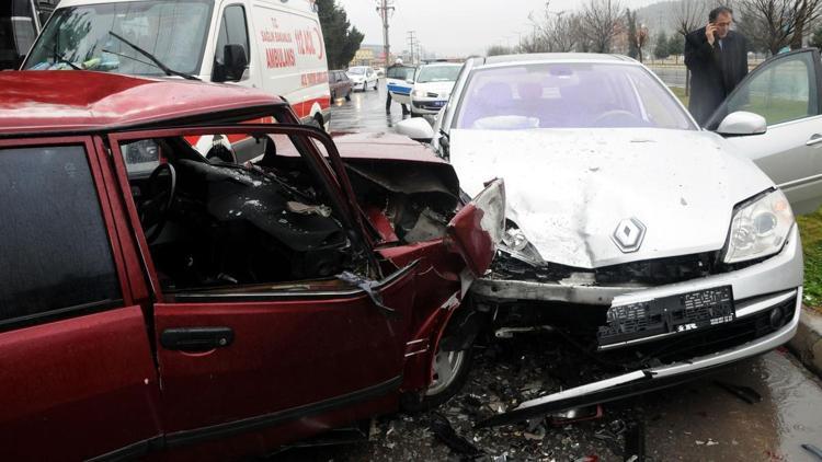 Kahramanmaraşta trafik kazası: 3 yaralı