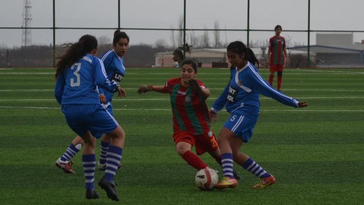 Futbol: Kadınlar 3. Ligi