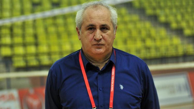 İnegöl Belediyespor Voleybol Takımı Antrenörü Aksoy: