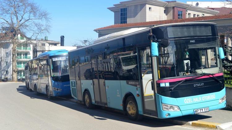 Düzcede özel halk otobüslerinin şoförlerinden kontak kapatma eylemi