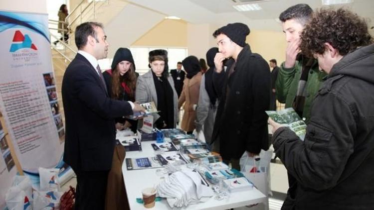 İbrahim Çeçen Üniversitesi Tanıtım Fuarında