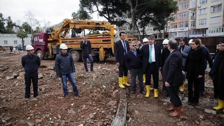 Yeni Park İnşaatı Çalışmaları Devam Ediyor