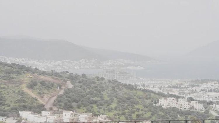 Bodrum’a Çamur Yağıyor