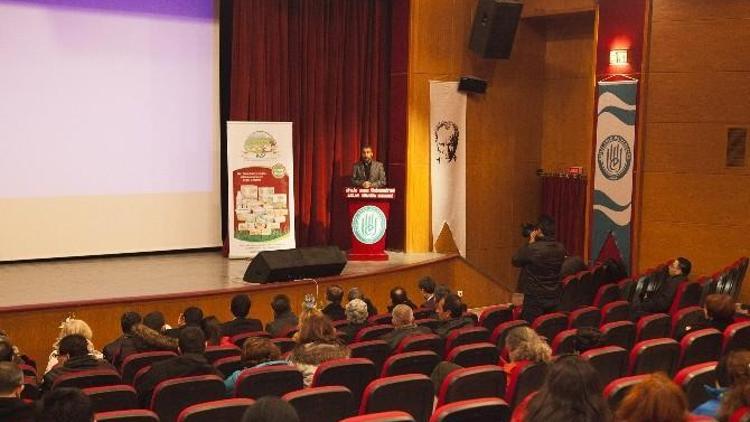 Ahlat’ta “Fotoğraf Sunumu Ve Söyleşi” Programı