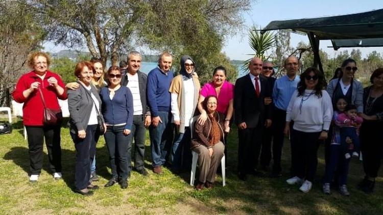 Kayseri’li Kadınlar Adana’da Buluştu