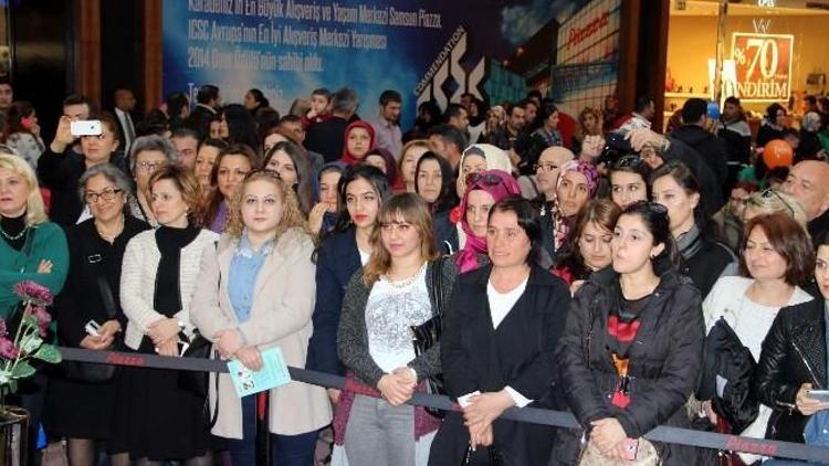 Piazza Avym, Sayarı Ve Akgül’ü Ağırladı