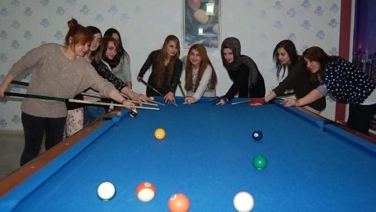 Özgecan Anısına Bilardo Turnuvası