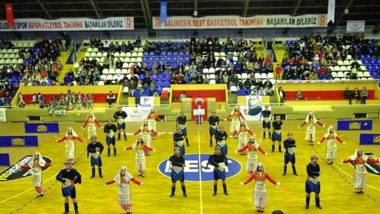 Edremitli Folklorcular Balıkesir Birincisi Oldu