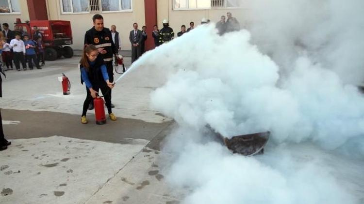 Sanko Okulları’nda Yangın Tatbikatı Yapıldı