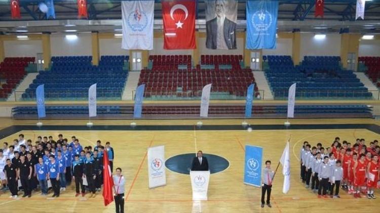 Basketbol Grup Müsabakaları Başladı