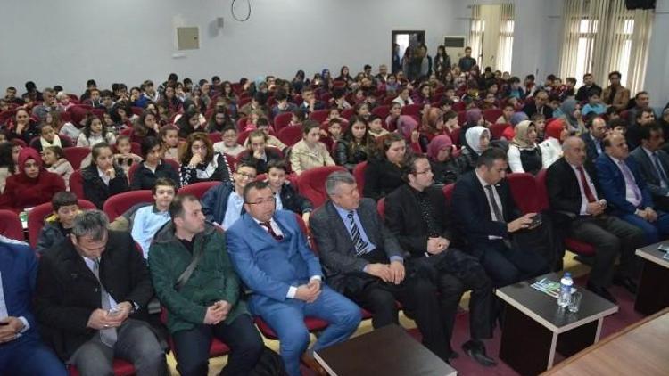 Kuzubaş: “Mehmet Akif’in Mesajlarını Çok İyi Anlamalıyız”