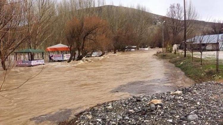 Elbistan’da Ekipler, Olası Sel Ve Taşkın İçin Teyakkuzda Bekledi