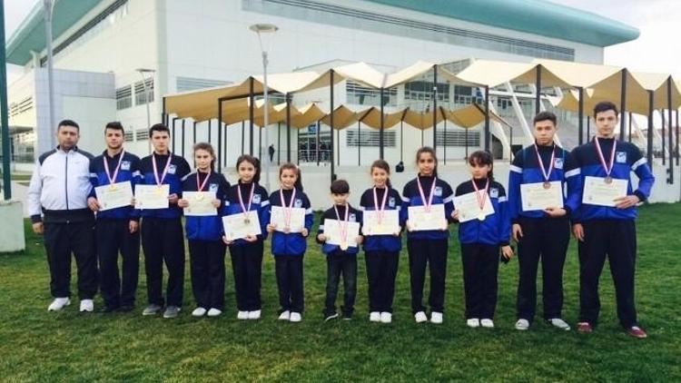 Yunusemre Belediyespor Wushu Takımı’ndan Büyük Başarı