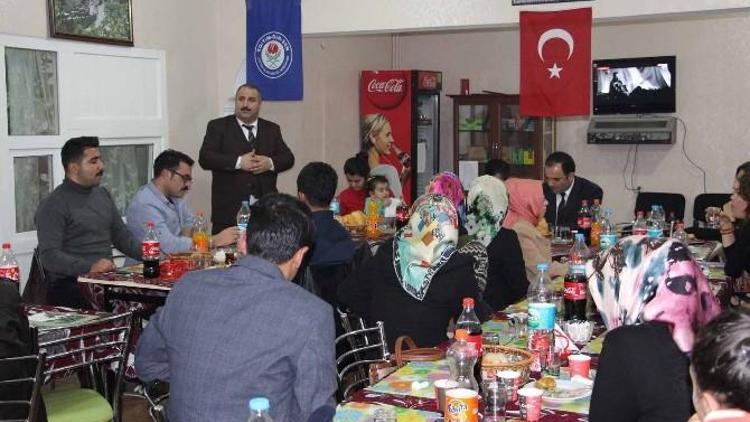 Eğitim-bir-sen Çatak Temsilciliği’nde Tanışma Ve Kaynaşma Yemeği