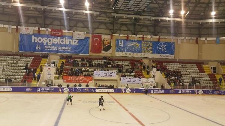 Ünilig Kış Spor Oyunları Kupa Ve Madalya Töreniyle Sona Erdi