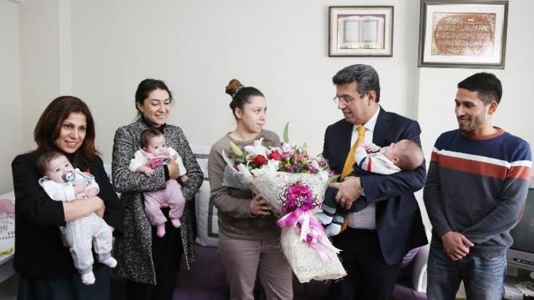 Başkan Karadeniz’den Üçüz Bebeklere ’Hemşehrilik Belgesi’