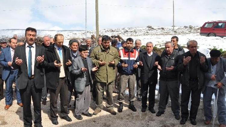 Kaymakam Cemil Köyünde Düğüne Katıldı