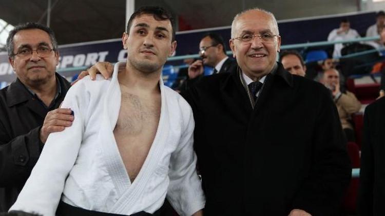 Judo Şampiyonası’na Yenimahalle Damga Vurdu