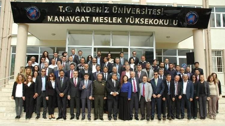 Akdeniz Üniversitesi MYO’da İstihdam Fuarı