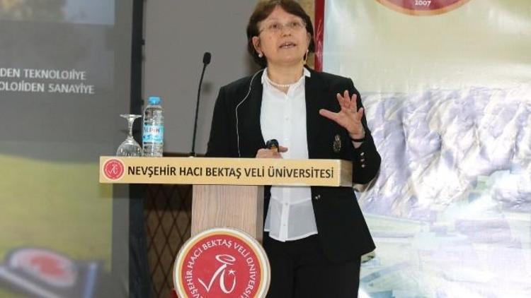 Nevşehir’de ‘Hafif Malzeme Çelik’ Adlı Konferans Düzenlendi