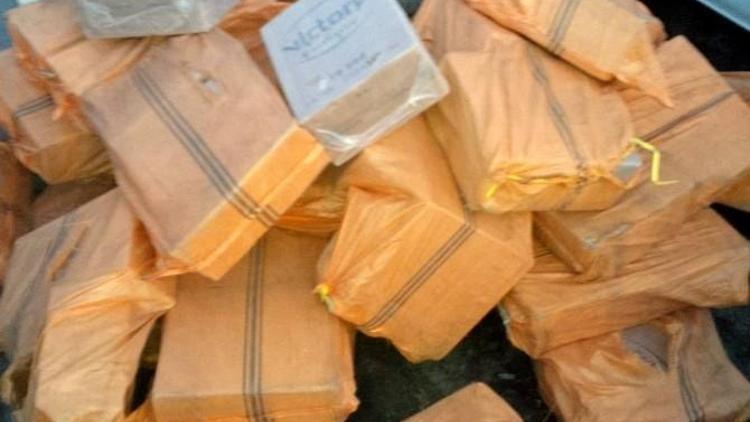 Hakkari’de 74 Bin Paket Sigara Ele Geçirildi