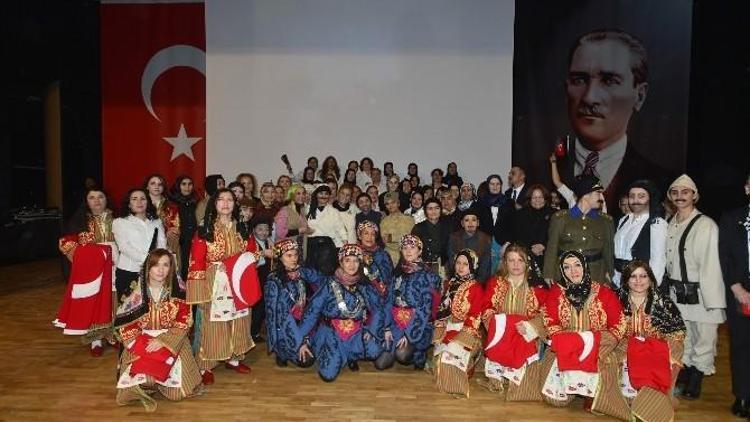 Hanımlar Lokali Üyeleri, Çanakkale Zaferi’ni Kutladı