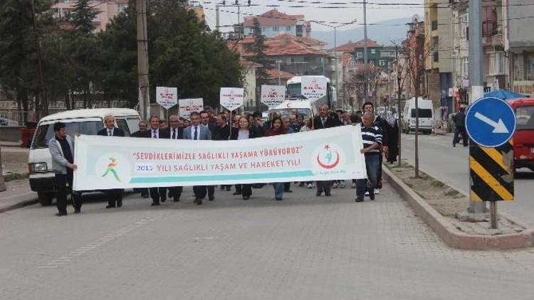 Tavşanlı’da Sağlık İçin Yürüdüler